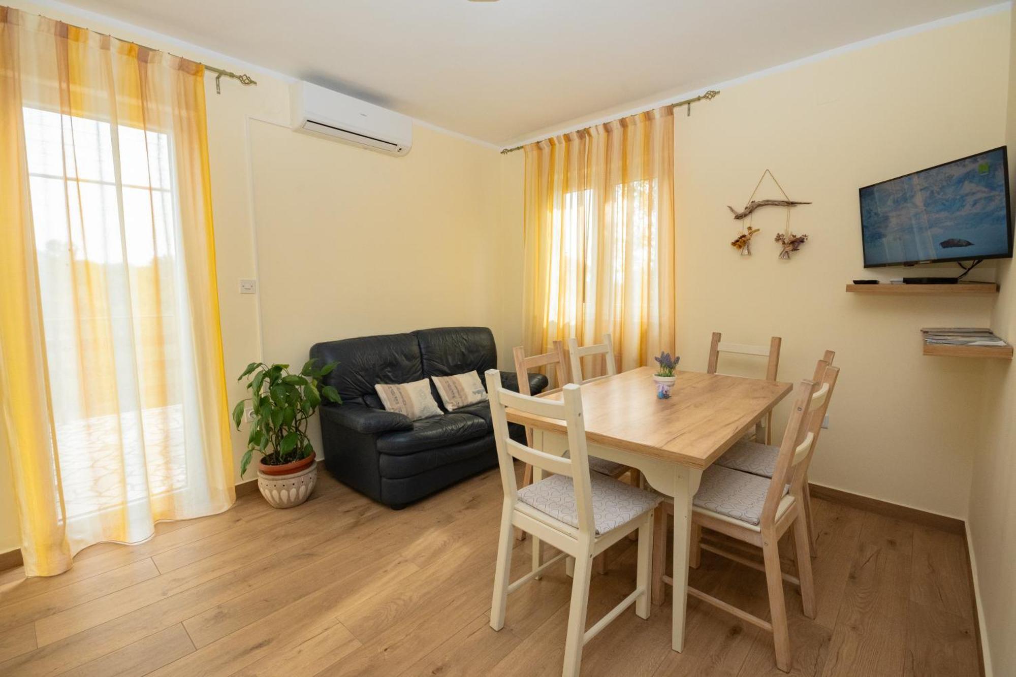 Apartman Doris Milohnici Exteriör bild